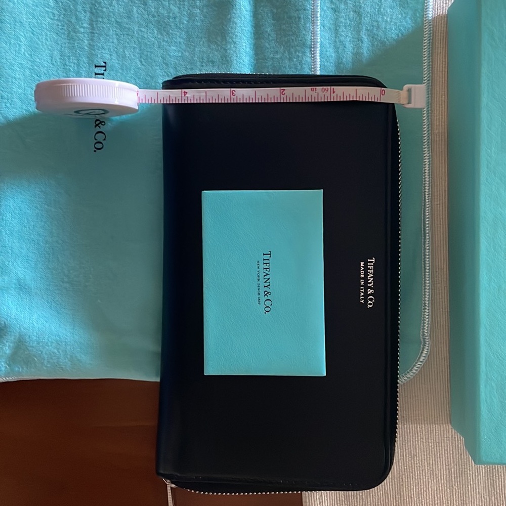 Tiffany & Co Zip Travel large Wallet